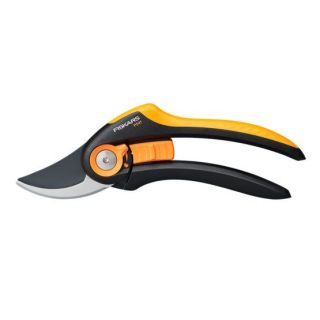 Nůžky zahradní FISKARS Smartfit Plus™ dvoučepelové P541 1057169